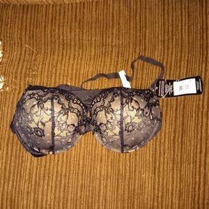 Maidenform push up plunging neckline bra